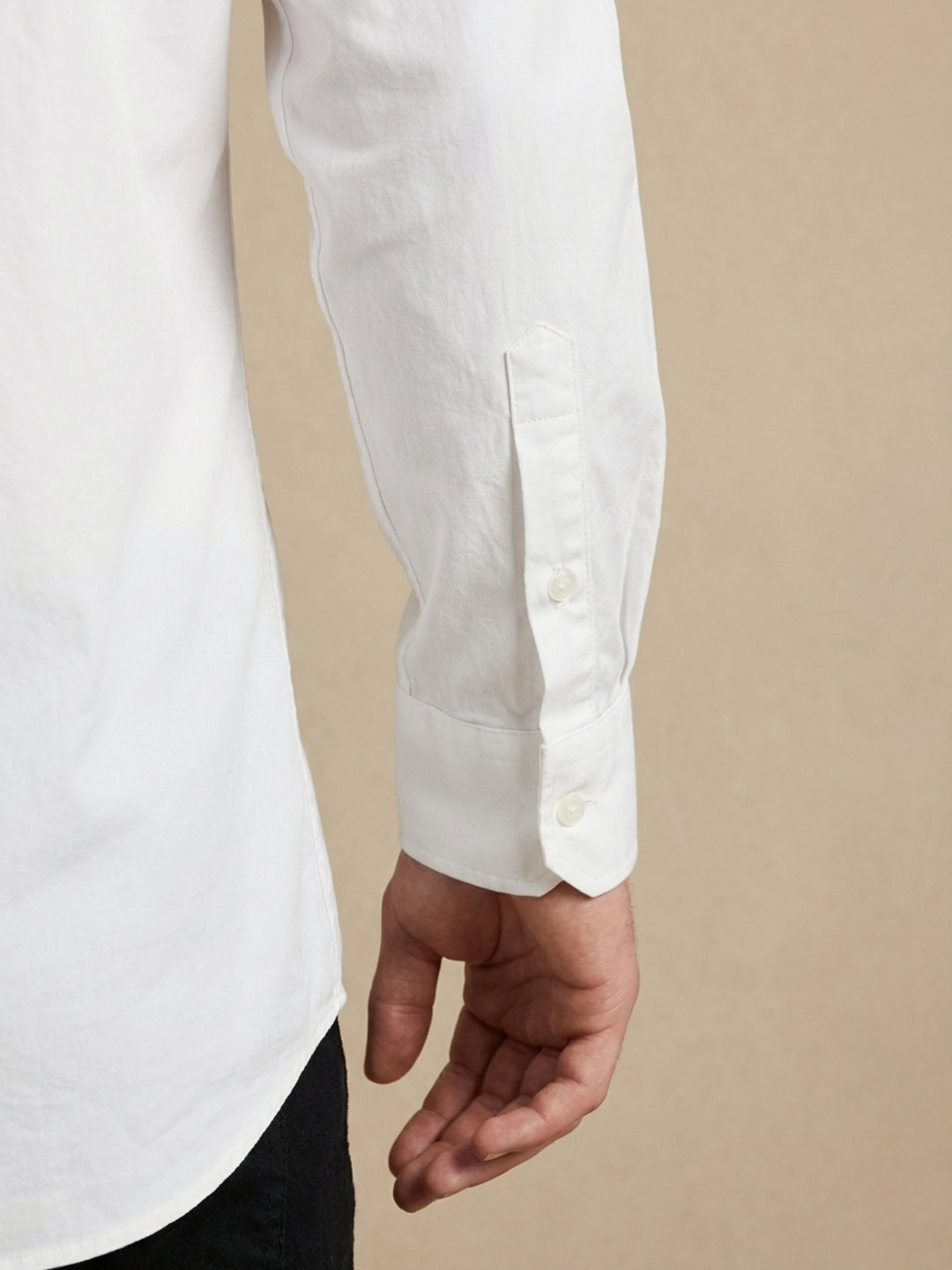 Iconic Men White Solid Regular Fit Shirt