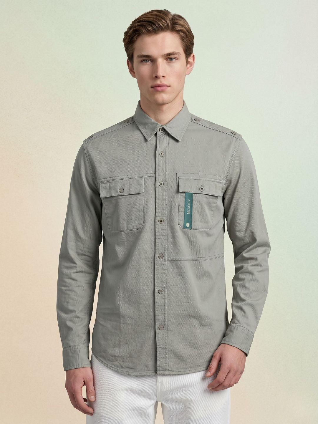Iconic Men Green Solid Regular Fit Shirt