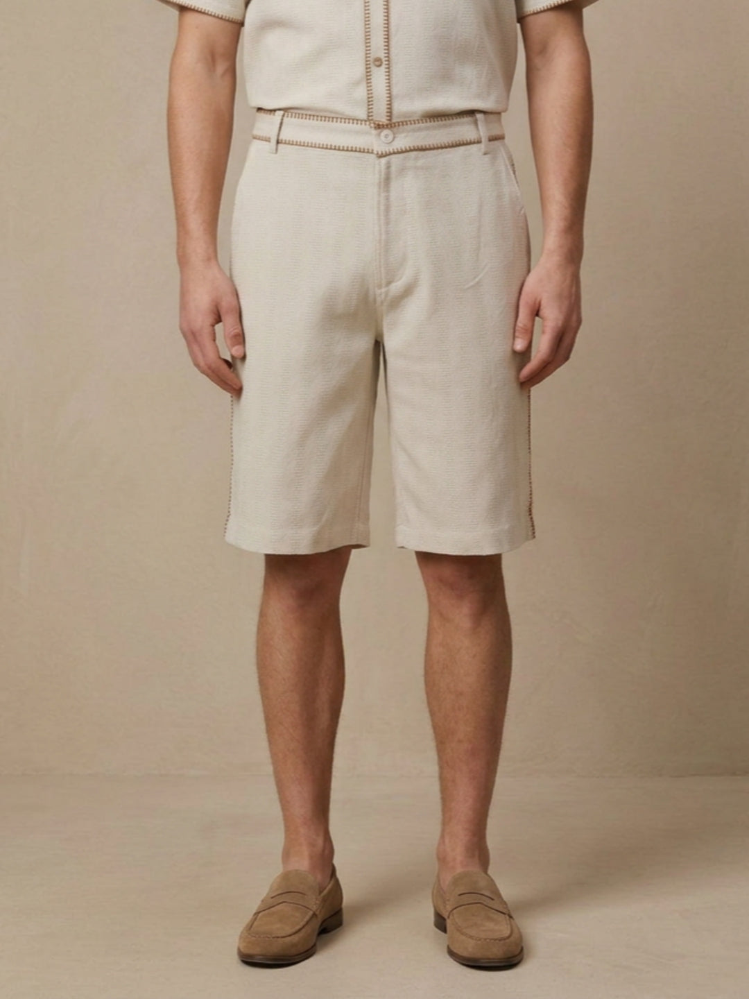 Iconic Men Cream Cotton Straight Fit Mid Rise Short