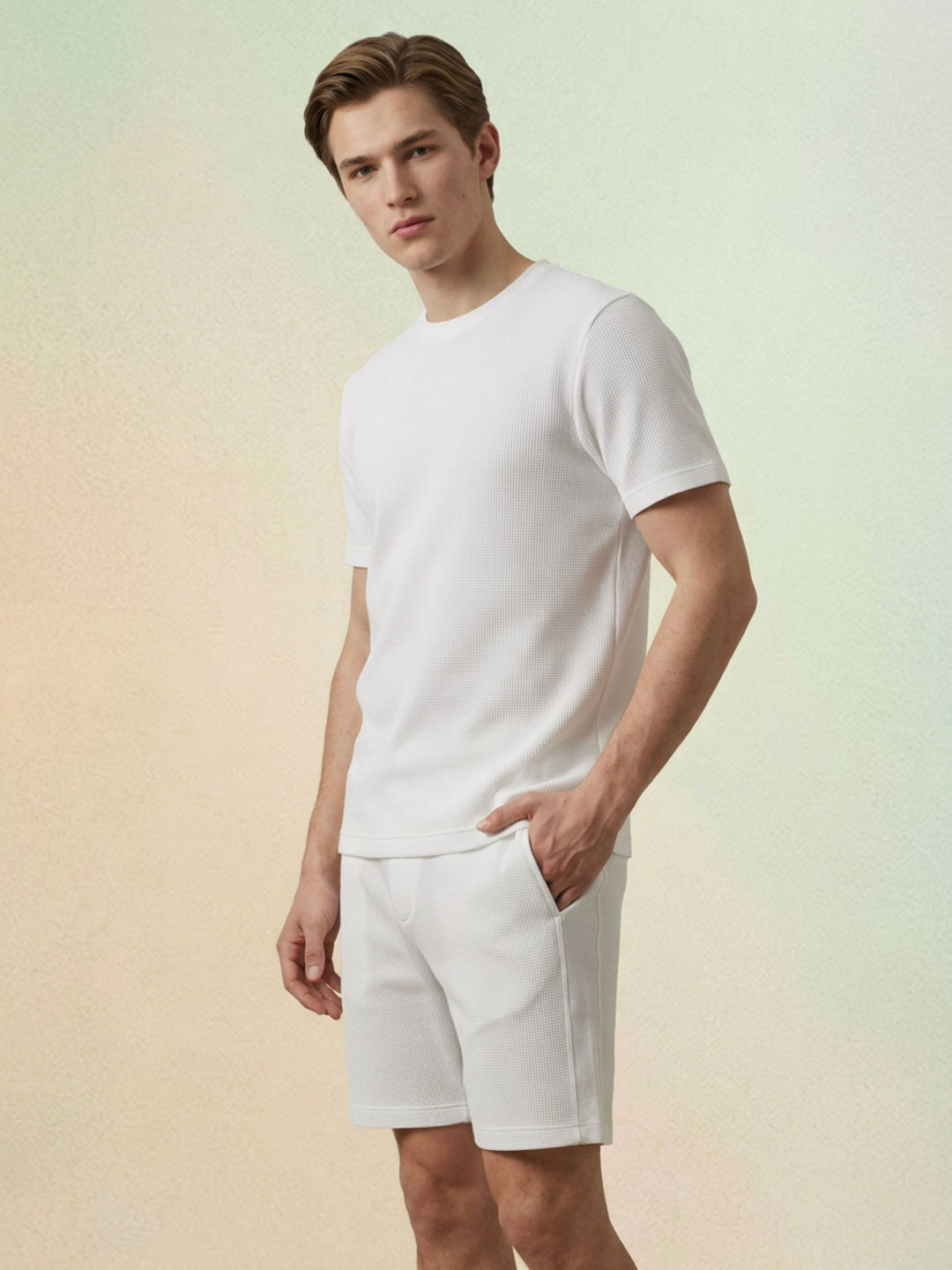 Iconic Men White Solid Regular Fit Shorts