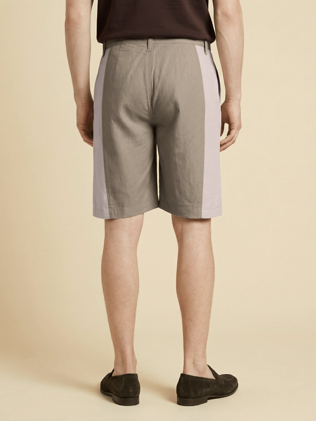 Iconic Men Cream Colourblocked Mid Rise Shorts