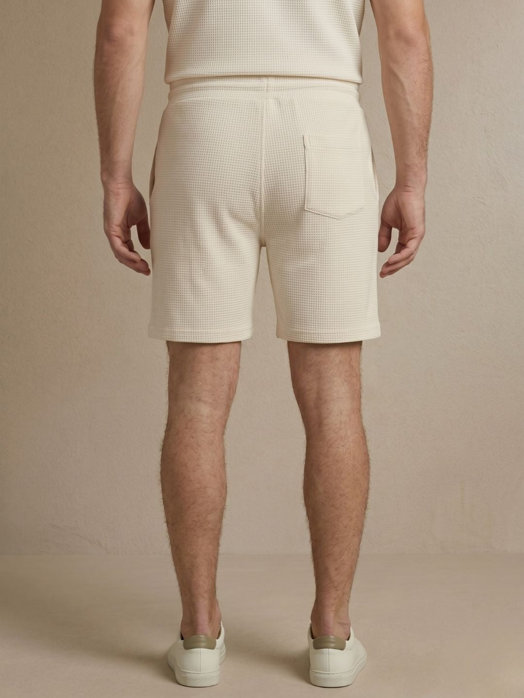 Iconic Men Cream Solid Regular Fit Shorts
