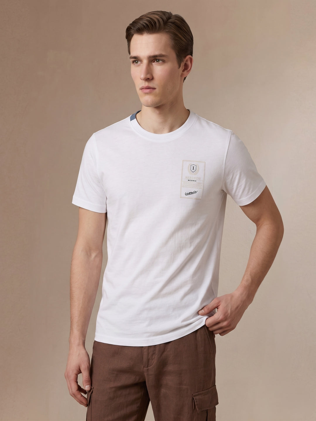 Iconic Men White Cotton Graphic T-Shirt