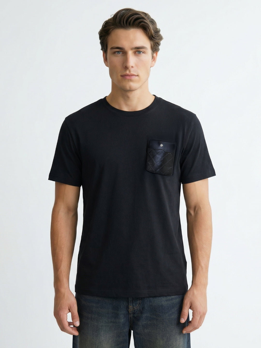 Iconic Men Black Solid Regular Fit Pure Cotton T-Shirt