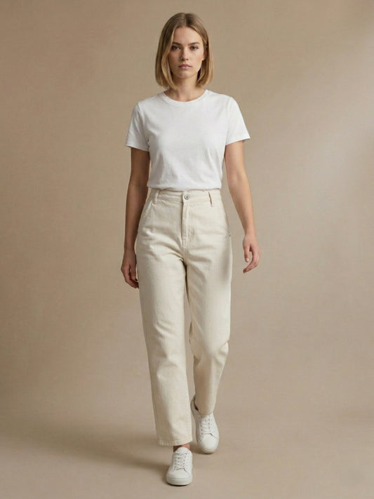 Iconic Women Off White Solid Relaxed Fit Jeans