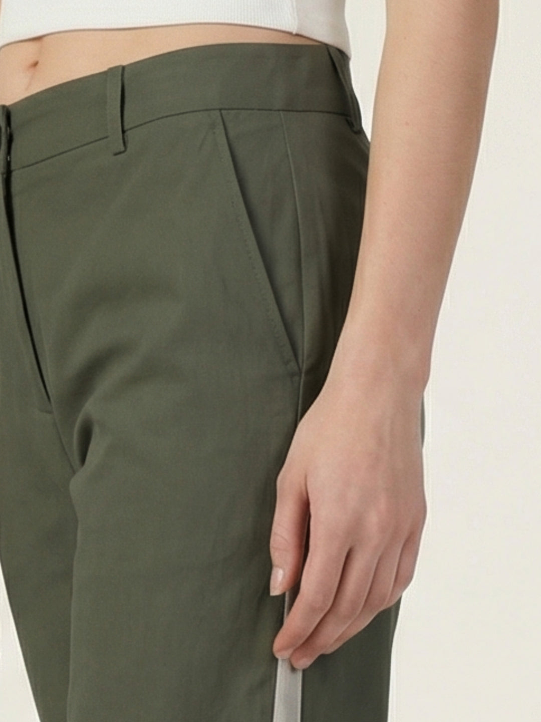 Iconic Women Cotton Olive Solid Mid Rise Wide Leg Fit Pant