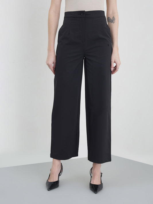 Iconic Women Black Solid Straight Fit Pure Cotton Trouser