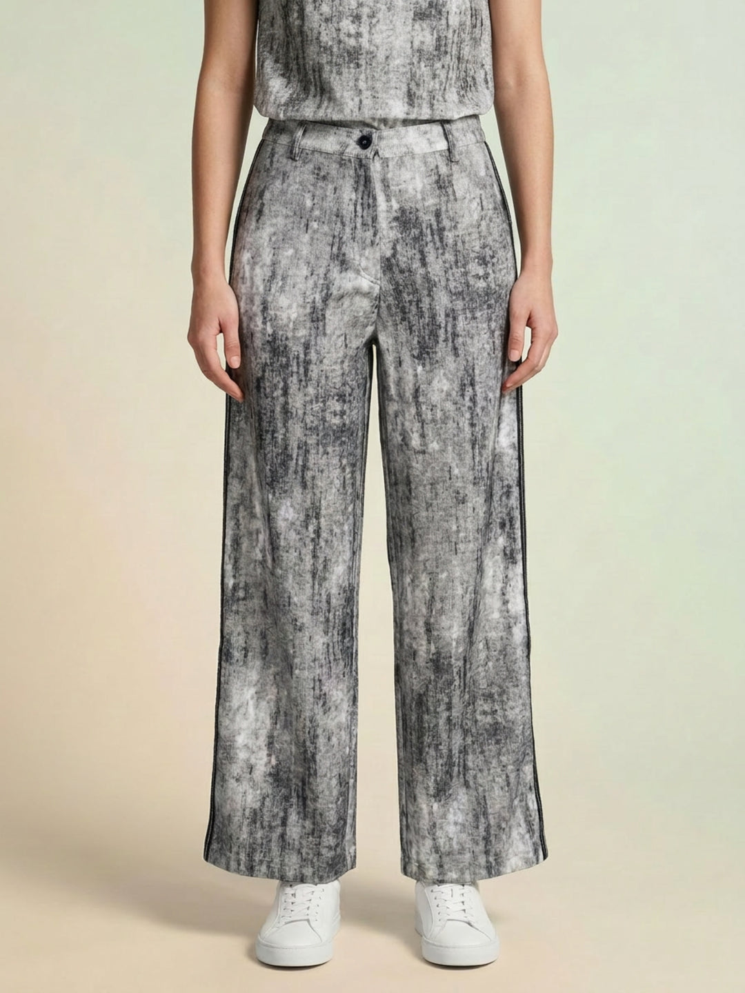 Iconic Grey Printed Straight Fit Stretchable Trouser
