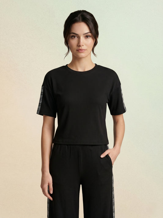 Iconic Black Cotton Solid Women Tshirt