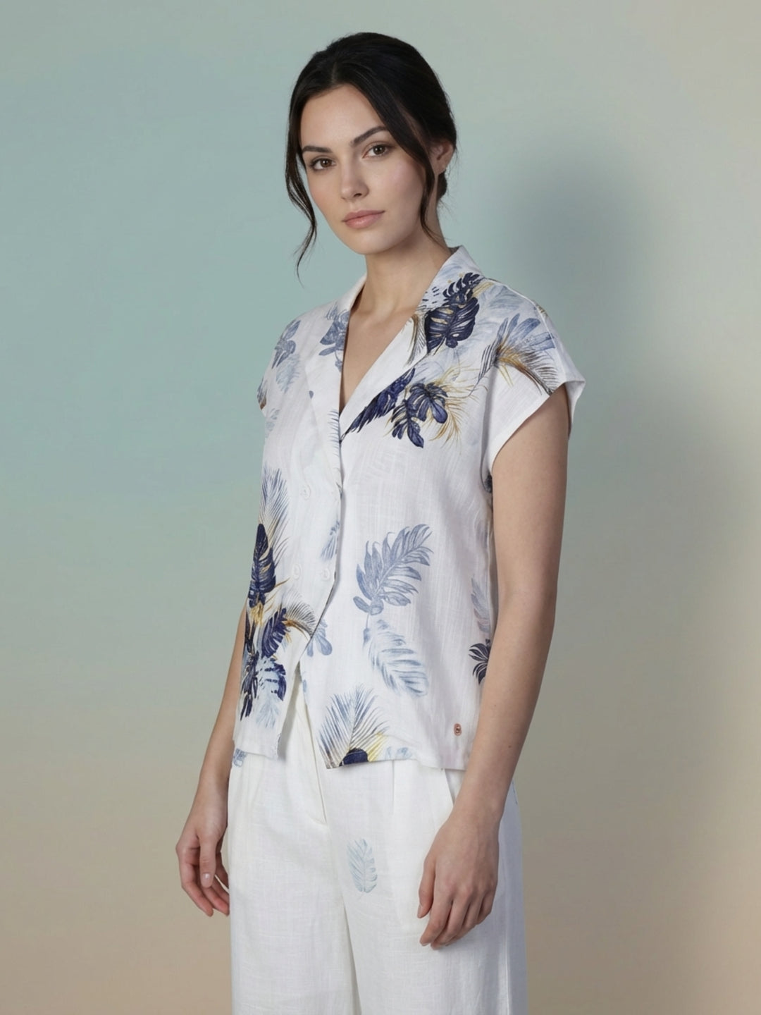 Iconic Women White Printed Loose Fit Top