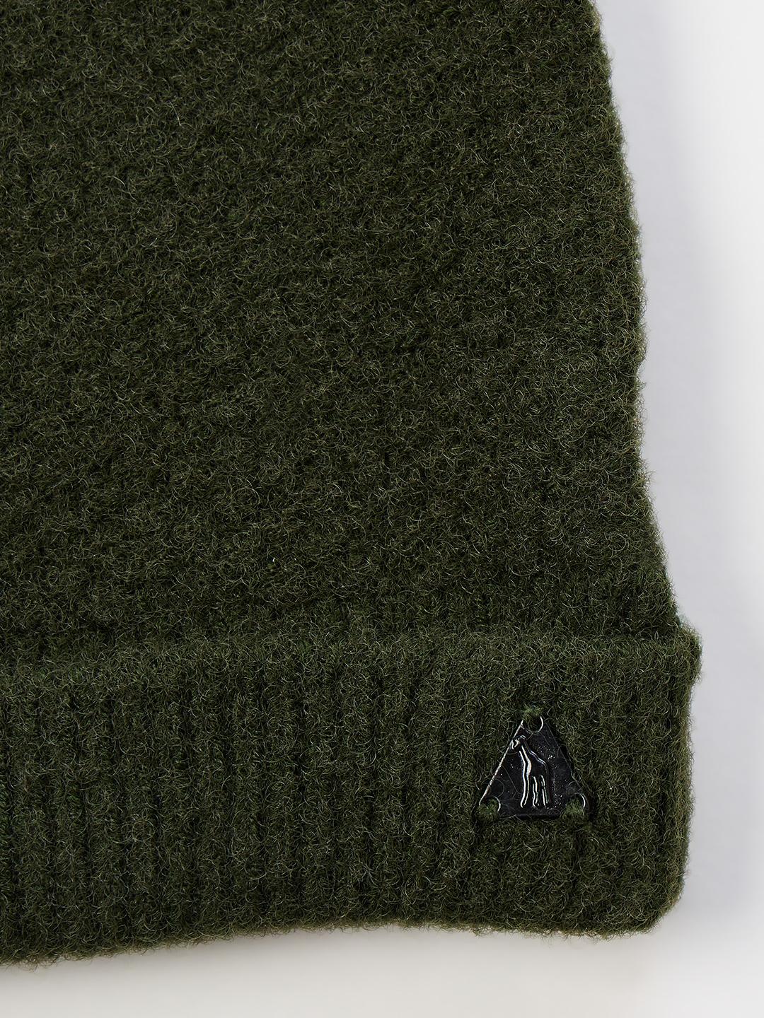 Blue Giraffe Boys Green Woven Design Stretchable Beanies