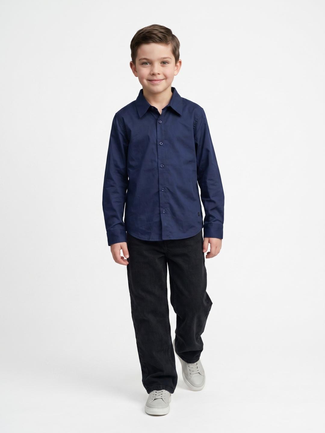 Blue Giraffe Boys Navy Blue Solid Regular Fit Cotton Shirt