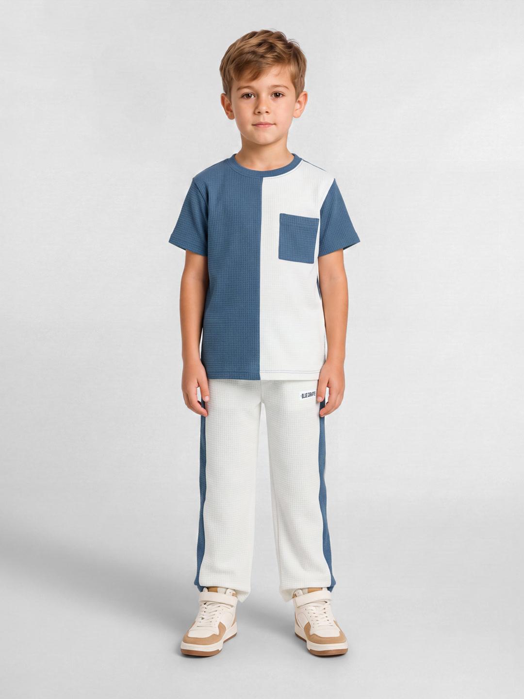 Blue Giraffe Boys White Solid Regular Fit Sweatpant