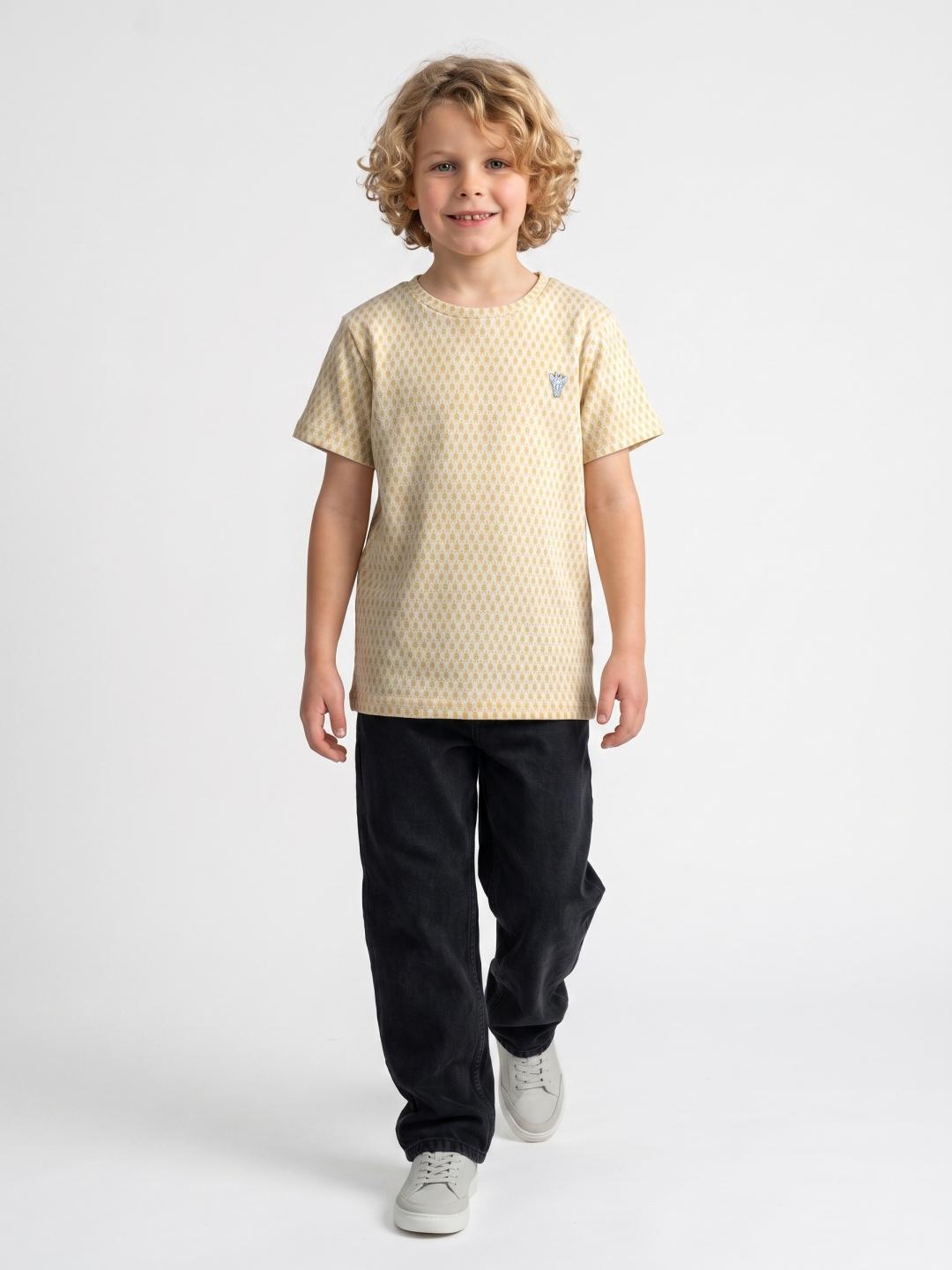 Blue Giraffe Boys Yellow Regular Fit Solid Tshirt