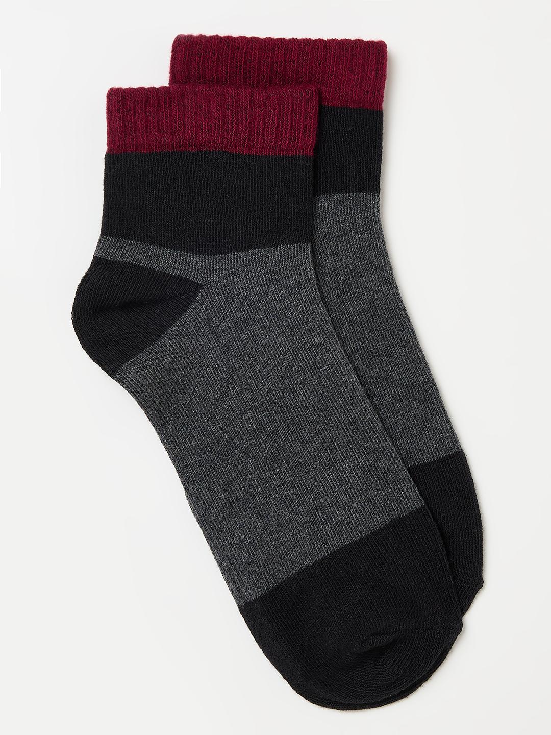Blue Giraffe Boys Multicolour Striped Socks - Pack of 3