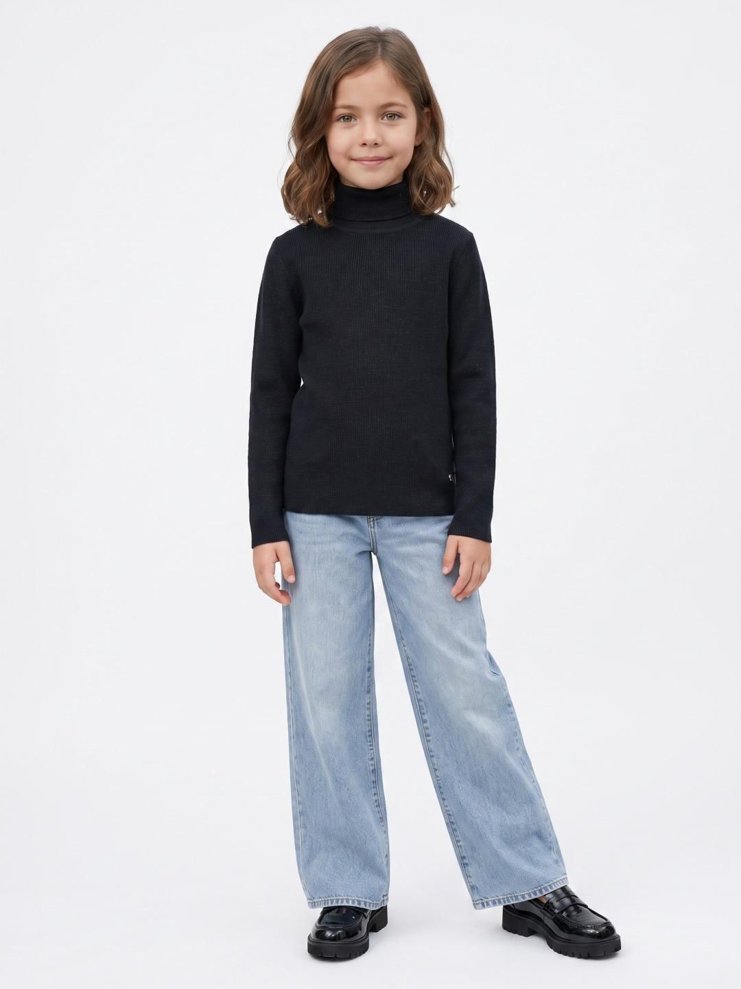 Blue Giraffe Girls Black Solid Regular Fit Sweater
