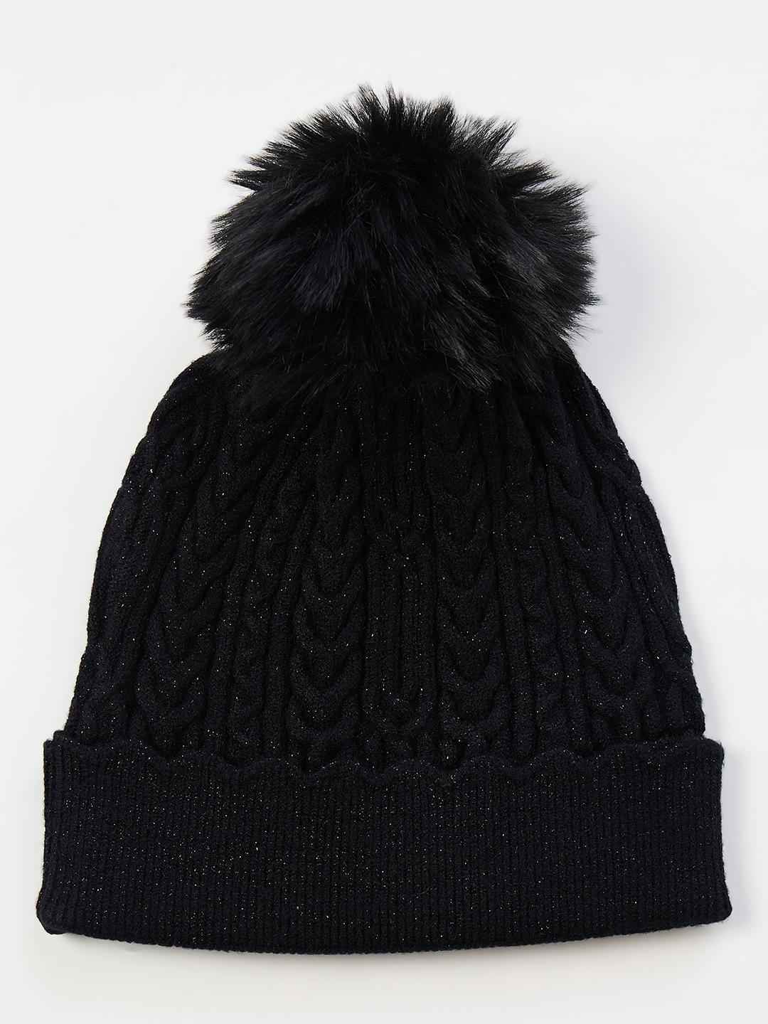 Blue Giraffe Girls Black Solid Stretchable Beanies