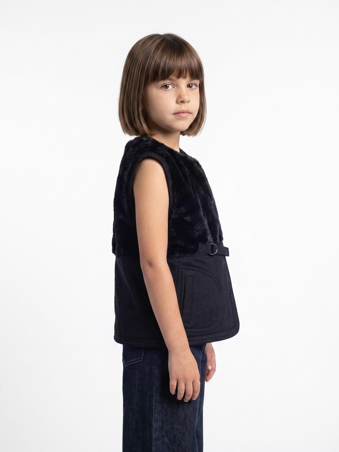 Blue Giraffe Girls Black Regular Fit Solid Jacket