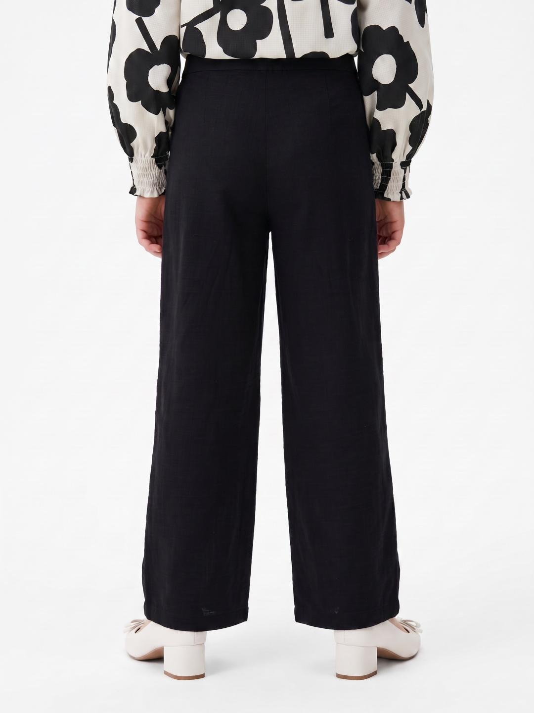 Blue Giraffe Girls Black Solid Regular Fit Cotton Trouser