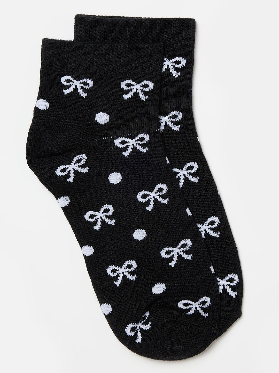 Blue Giraffe Girls Multicolor Woven Design Socks - Pack of 3