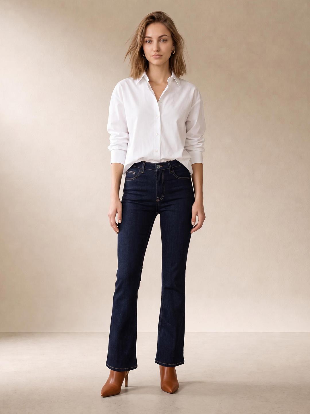 Elle Women Blue Bootcut Solid Stretchable Jeans