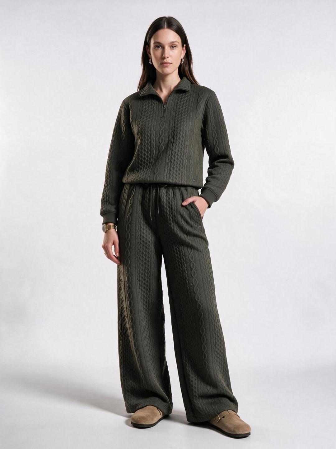 Elle Women Green Textured Relaxed Fit Sweatpant