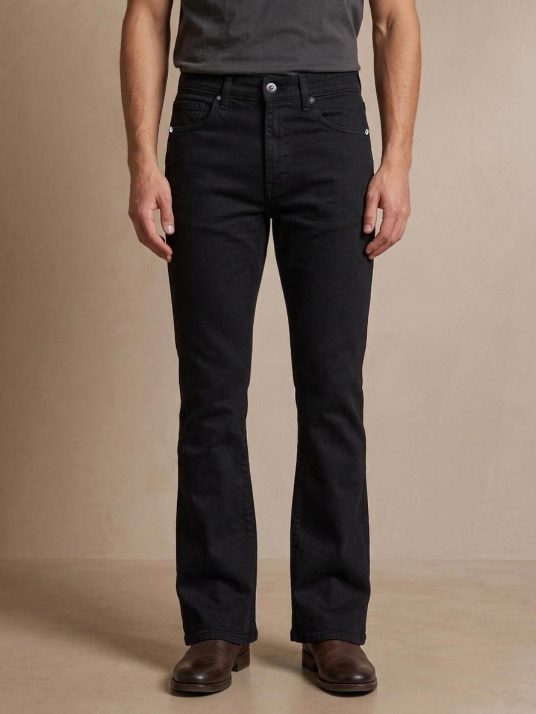 Iconic Men Black Solid Bootcut Fit Jeans