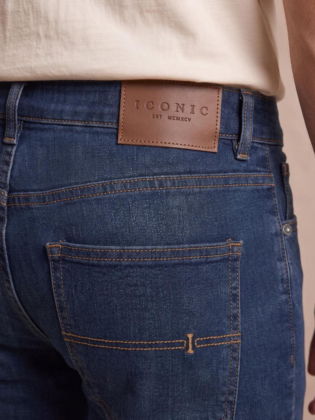 Iconic Men Navy Blue Solid Straight Fit Jeans