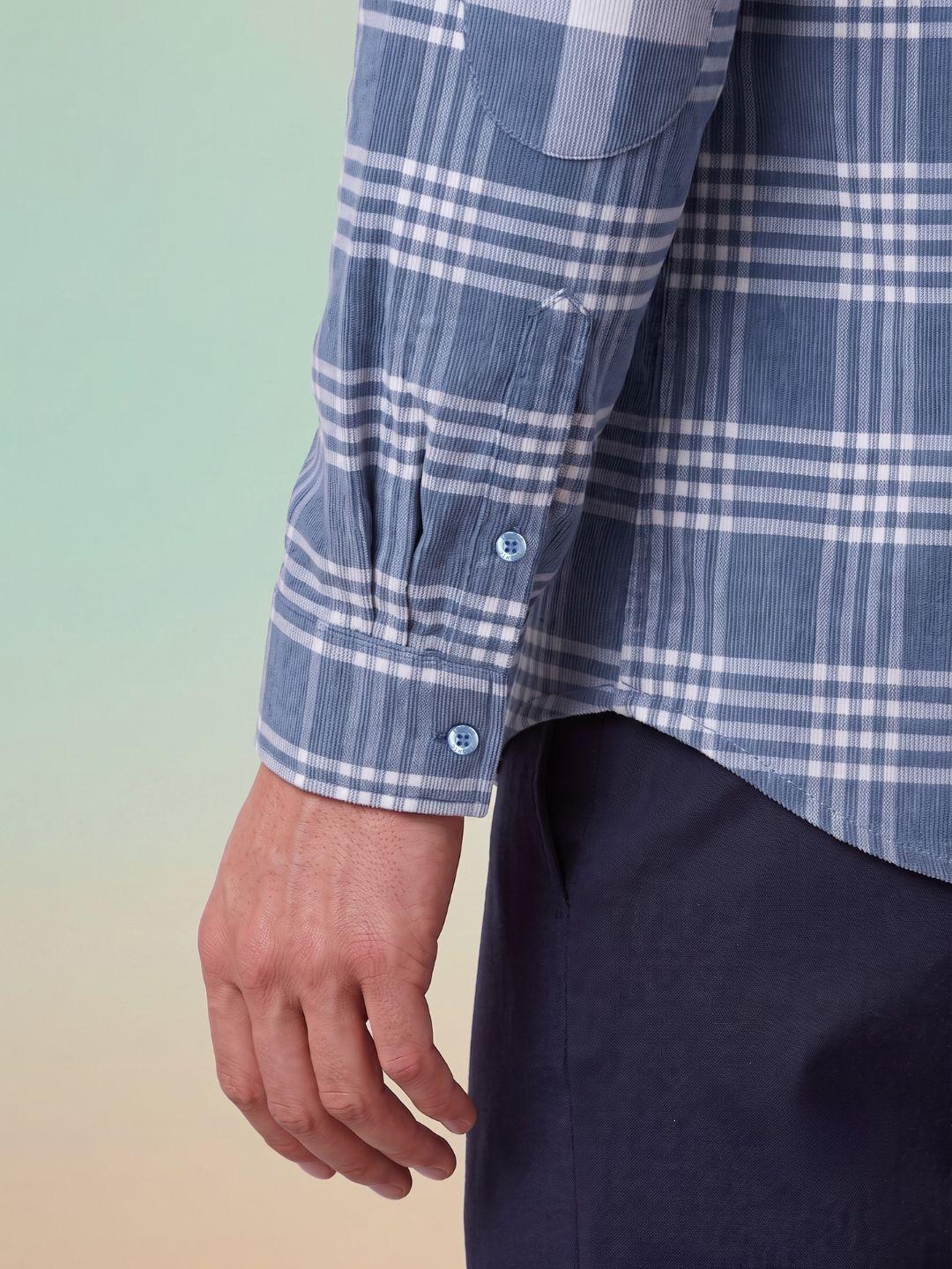 Iconic Men Blue Regular Fit Checked Cotton Shirt