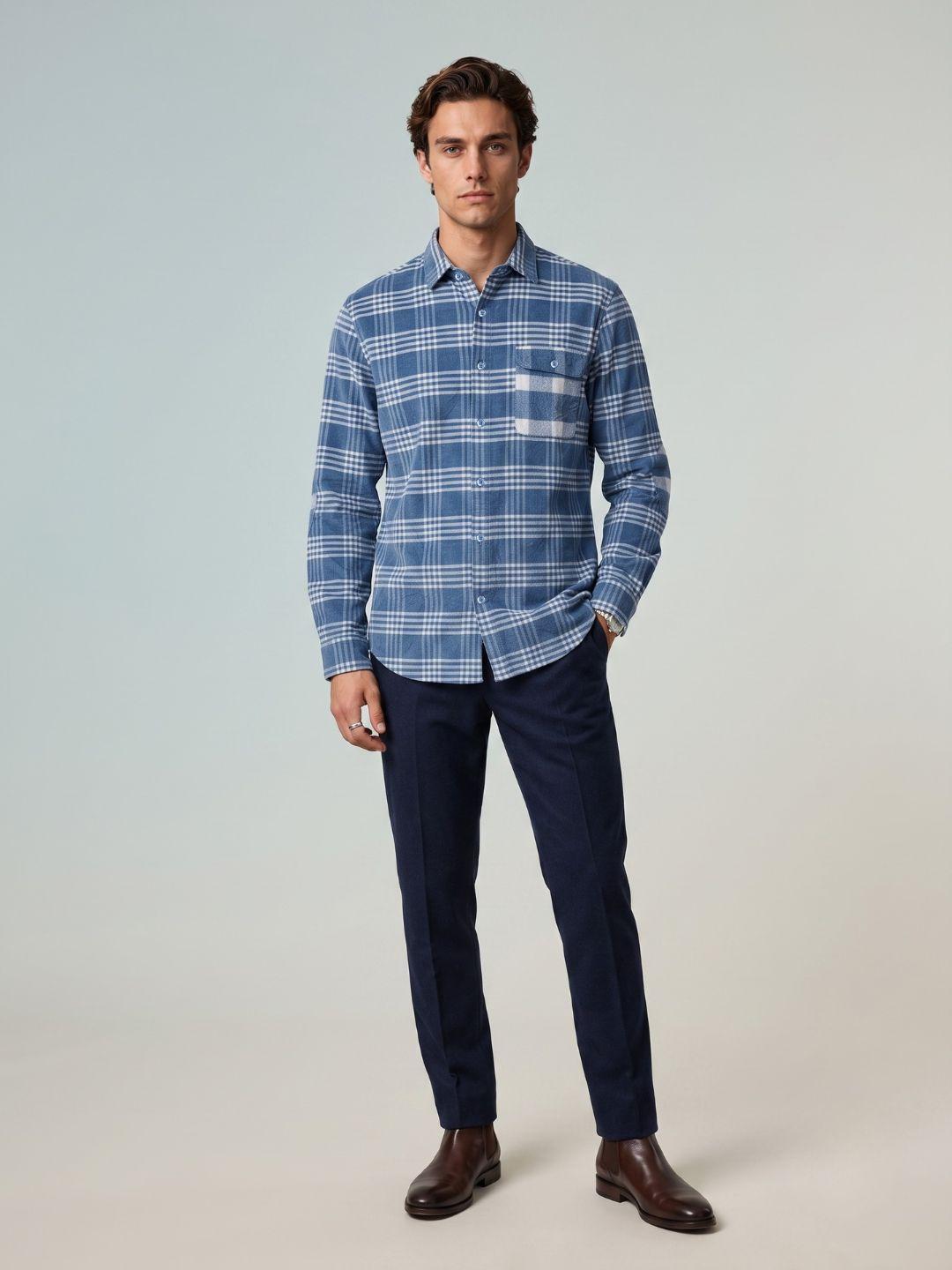 Iconic Men Blue Regular Fit Checked Cotton Shirt