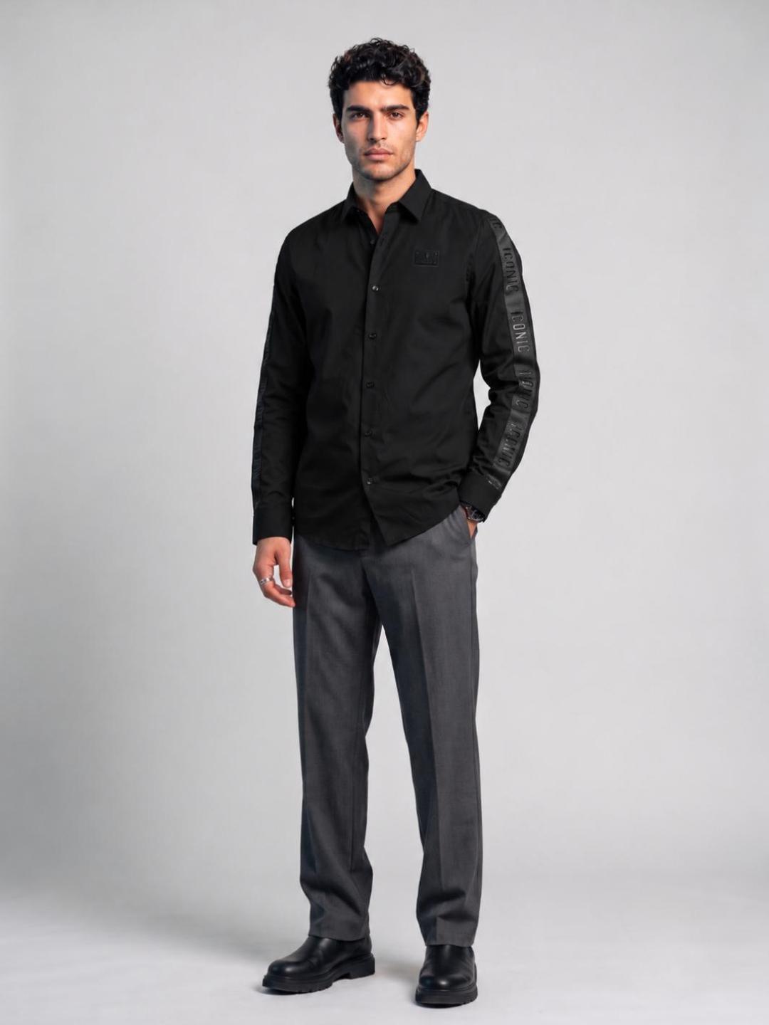 Iconic Men Black Solid Straight Fit Shirt