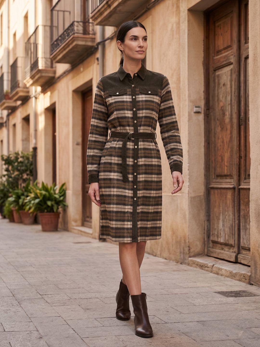 Iconic Women Green Straight Fit Checked Cotton Shirt Dress