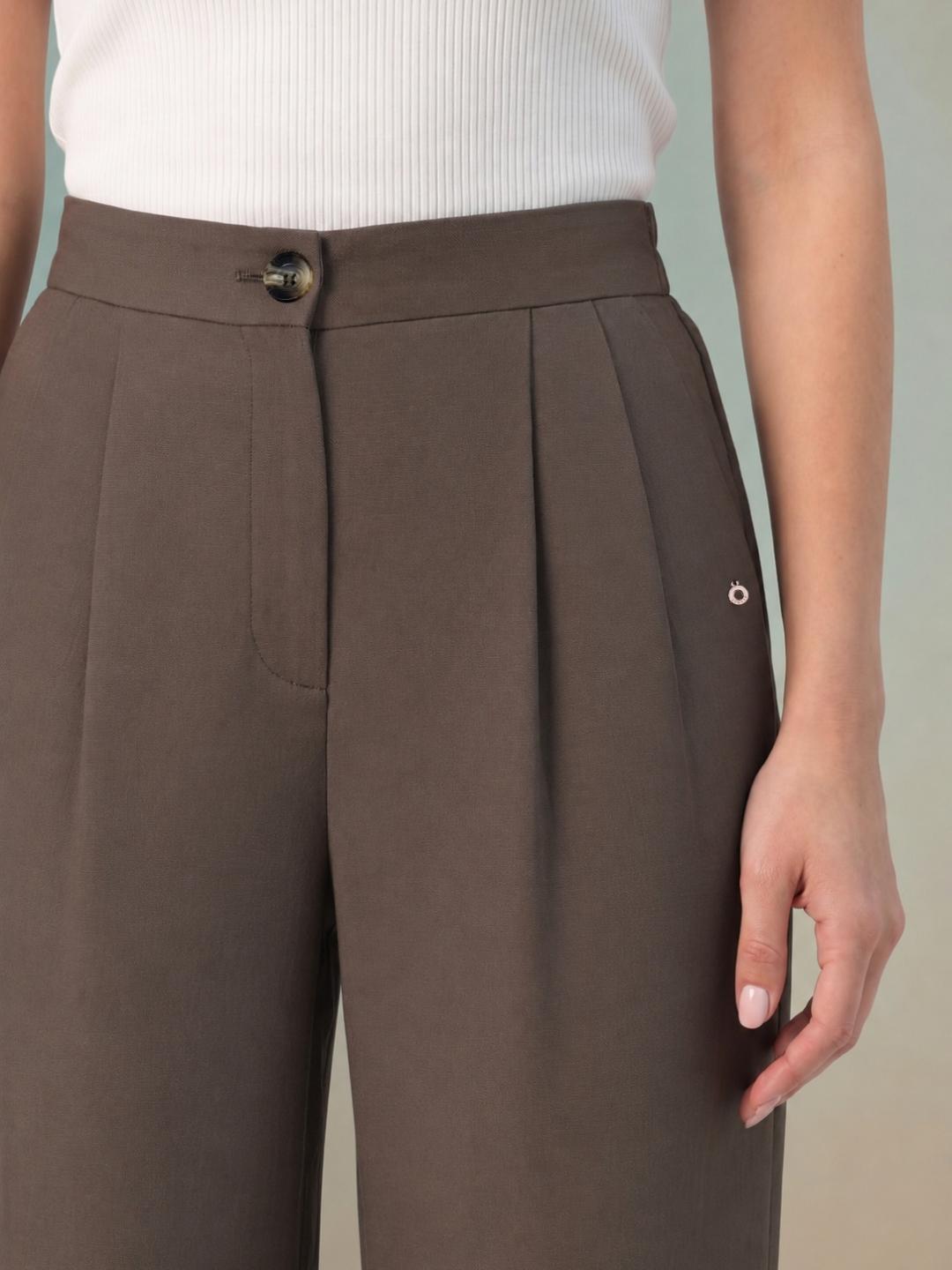 Iconic Women Brown Straight Fit Solid Wide Leg Pant