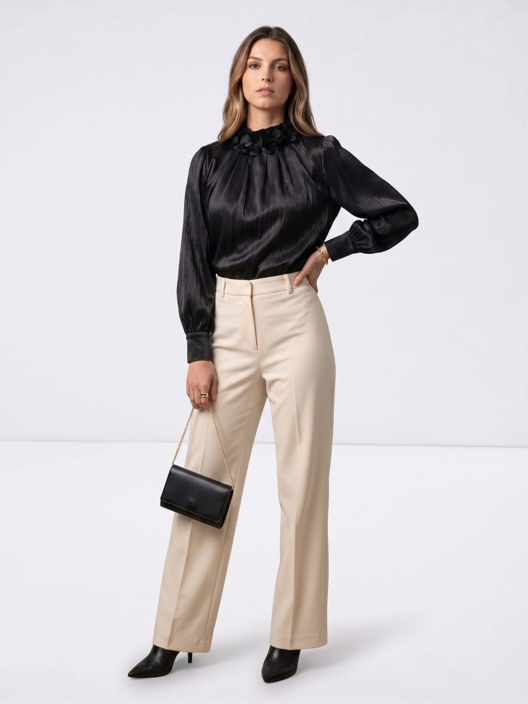 Iconic Women Black Solid Straight Fit Top