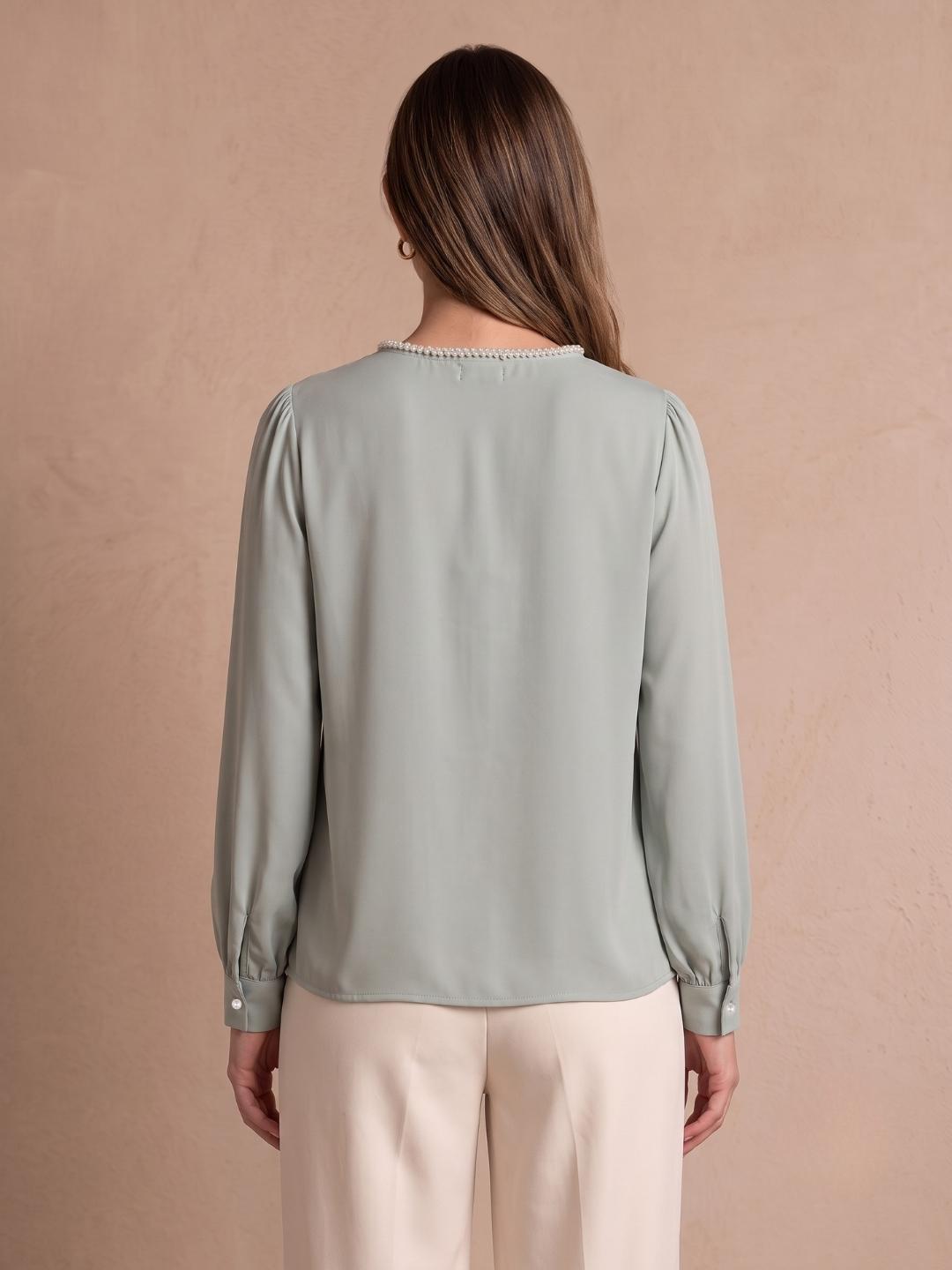 Iconic Women Green Solid Straight Fit Cotton Top