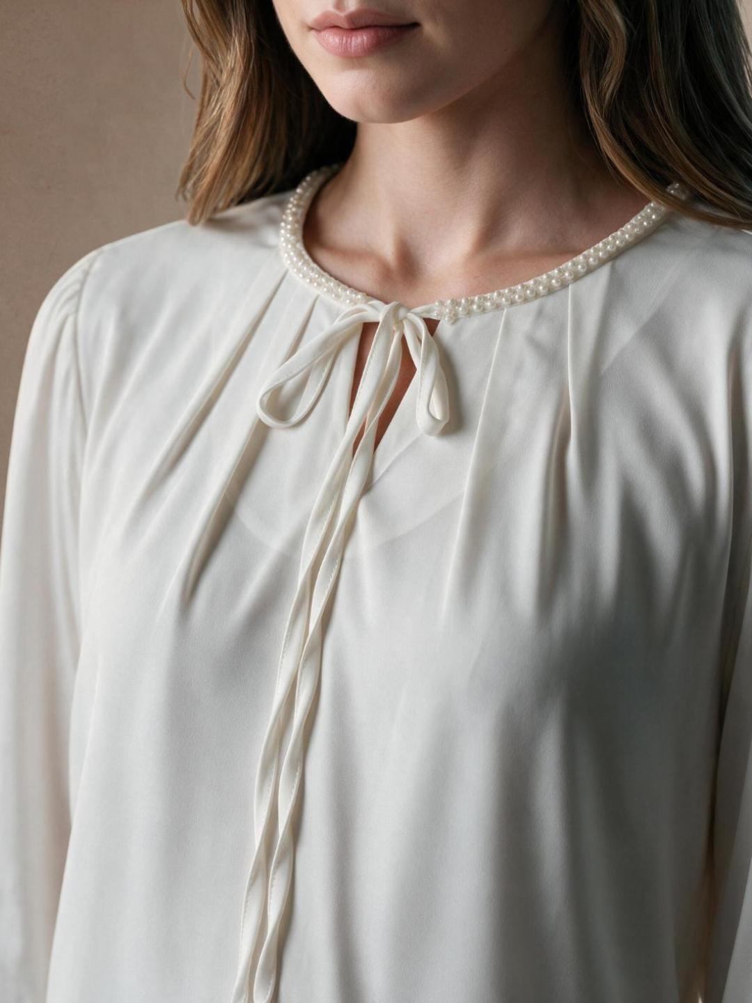 Iconic Women White Solid Regular Fit Top