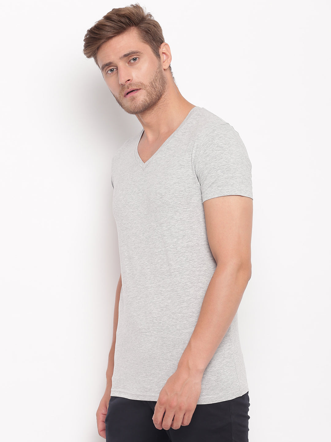 Lindbergh Men Grey Solid V Neck TShirt