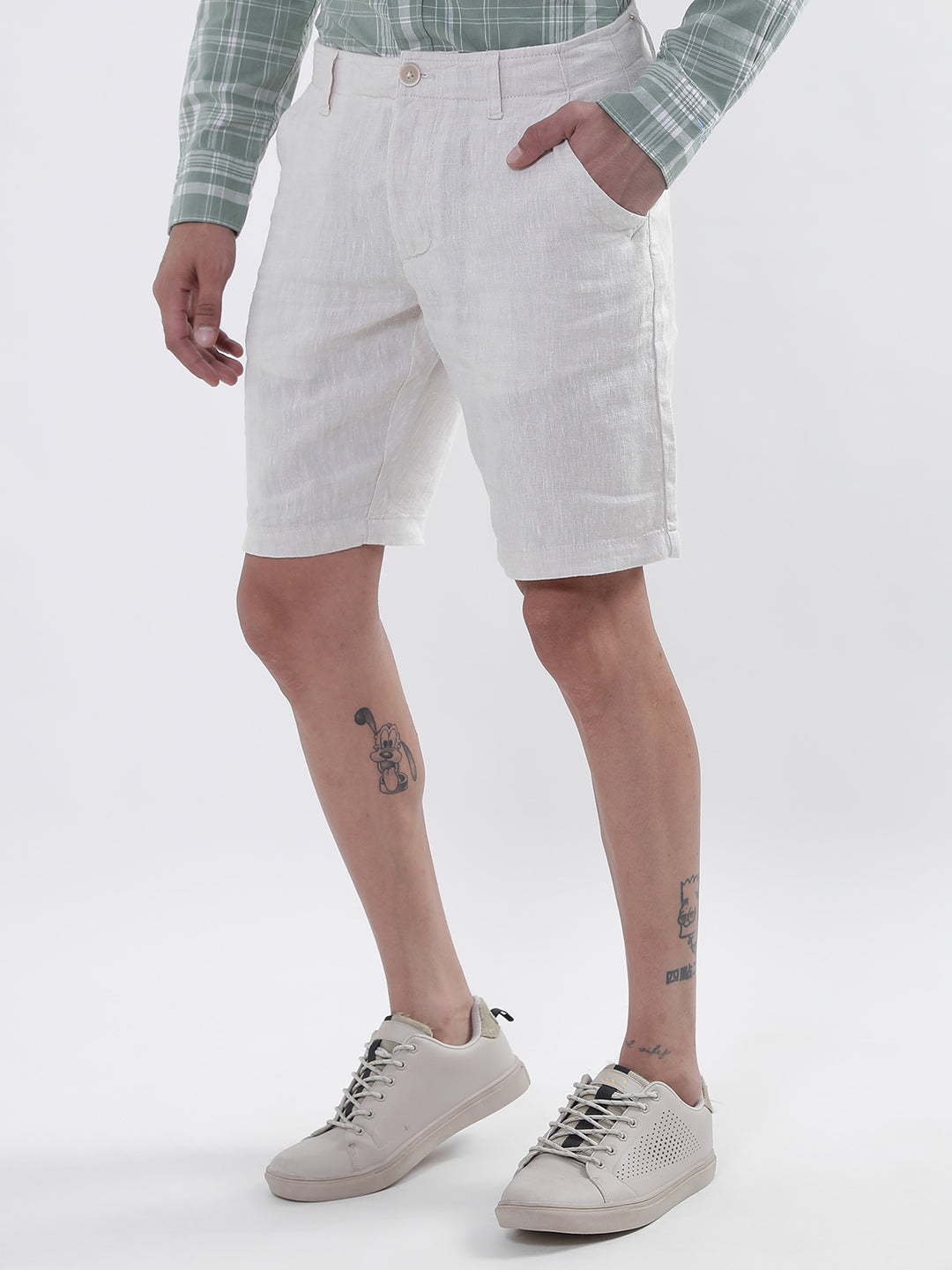 Bruun & Stengade Men Beige Solid Regular Fit Shorts