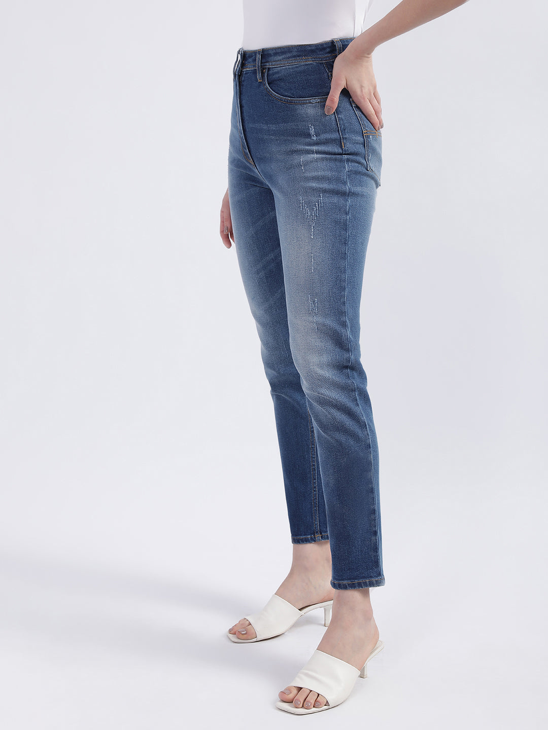 Iconic Women Blue Solid Slim Fit Jeans