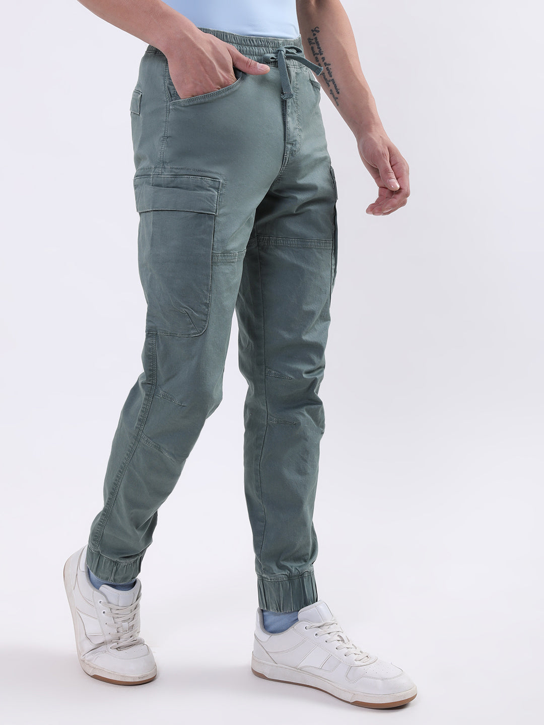 Iconic Men Green Solid Regular Fit Trouser
