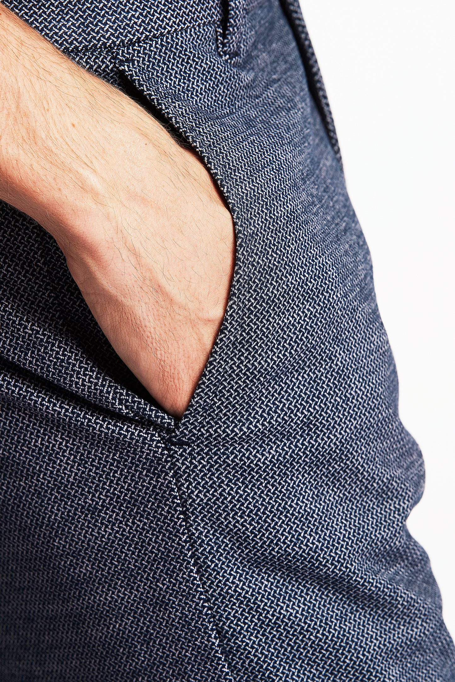 Lindbergh Men Blue Printed Slim Fit Trouser