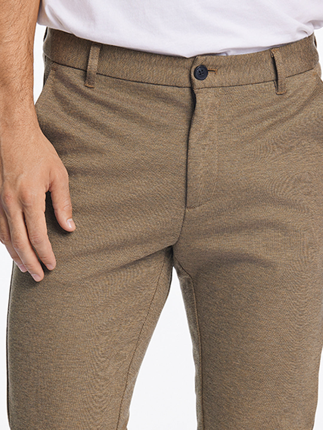 Lindbergh Men Beige Slim Fit Solid Trouser