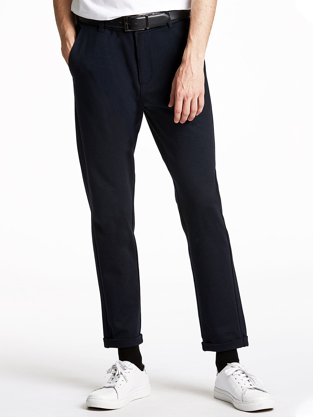 Lindbergh Men Navy Blue Solid Slim Fit Trouser
