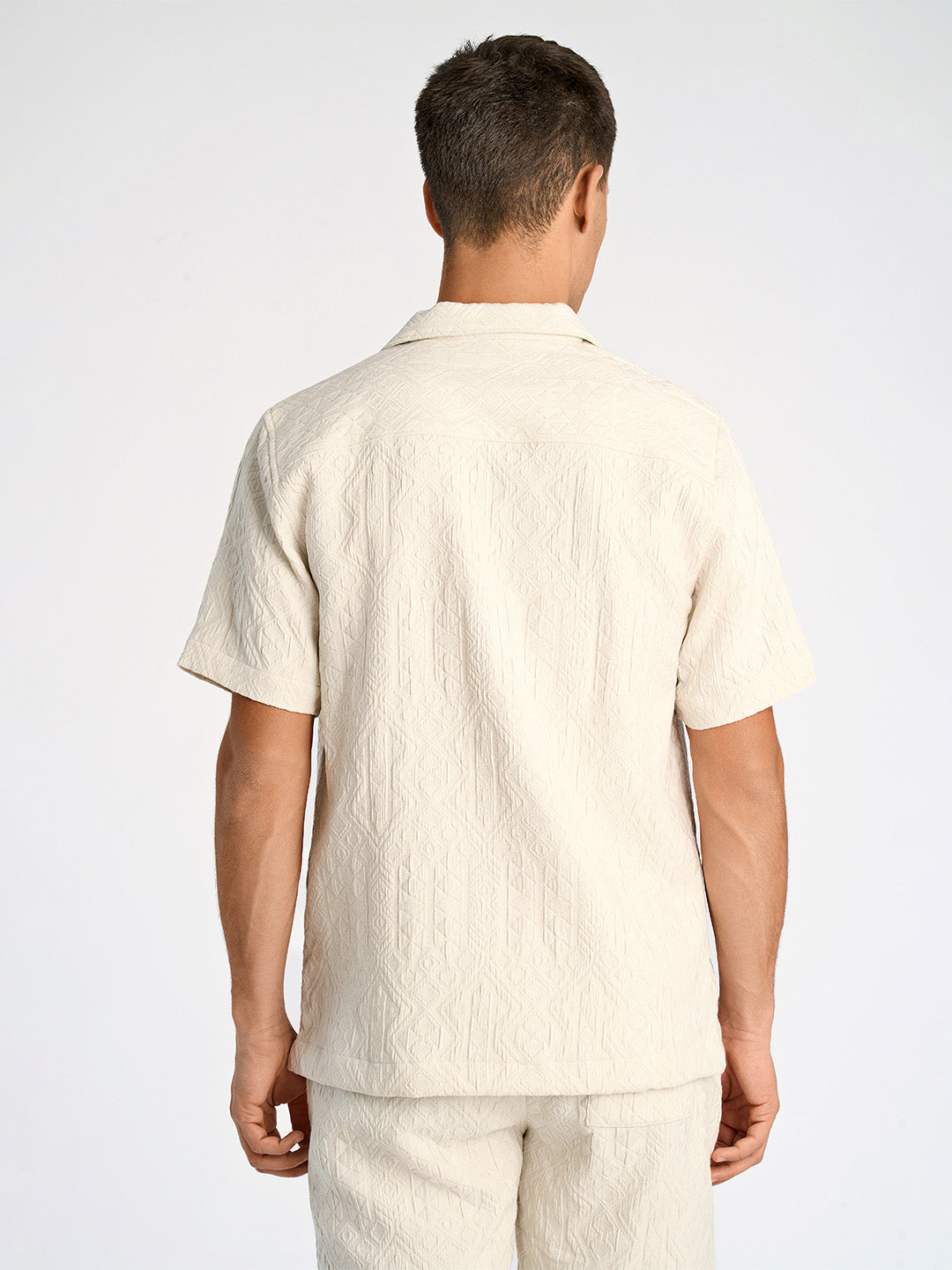 Lindbergh Men Cream Regular Fit Jacquard Shirt Collar Shirt