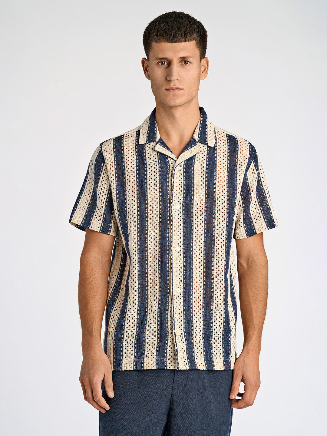 Lindbergh Men Blue Relaxed Fit Striped Shirt Collar Shirt