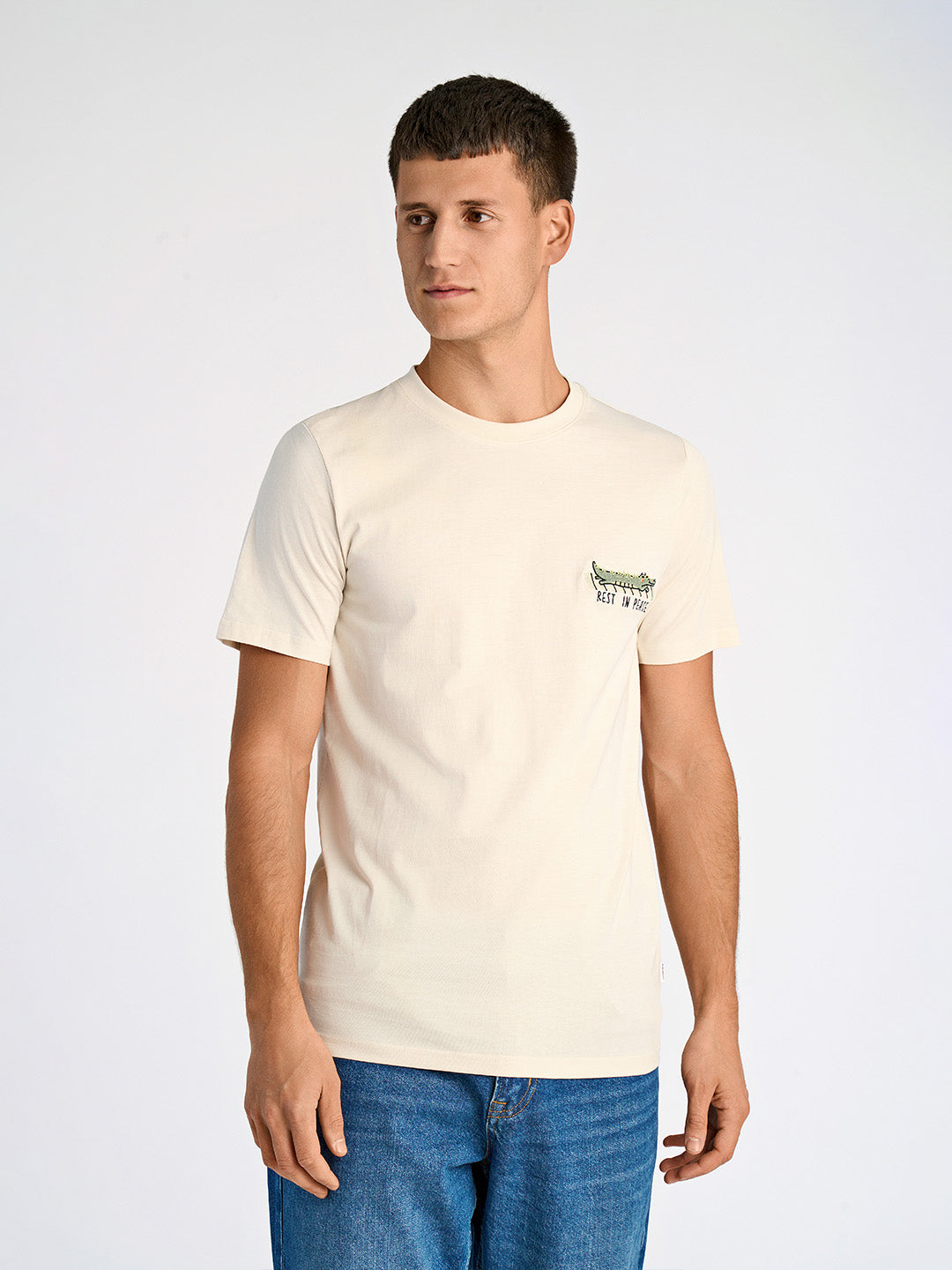 Lindbergh Men Cream Relaxed Fit Solid Round Neck Tshirt