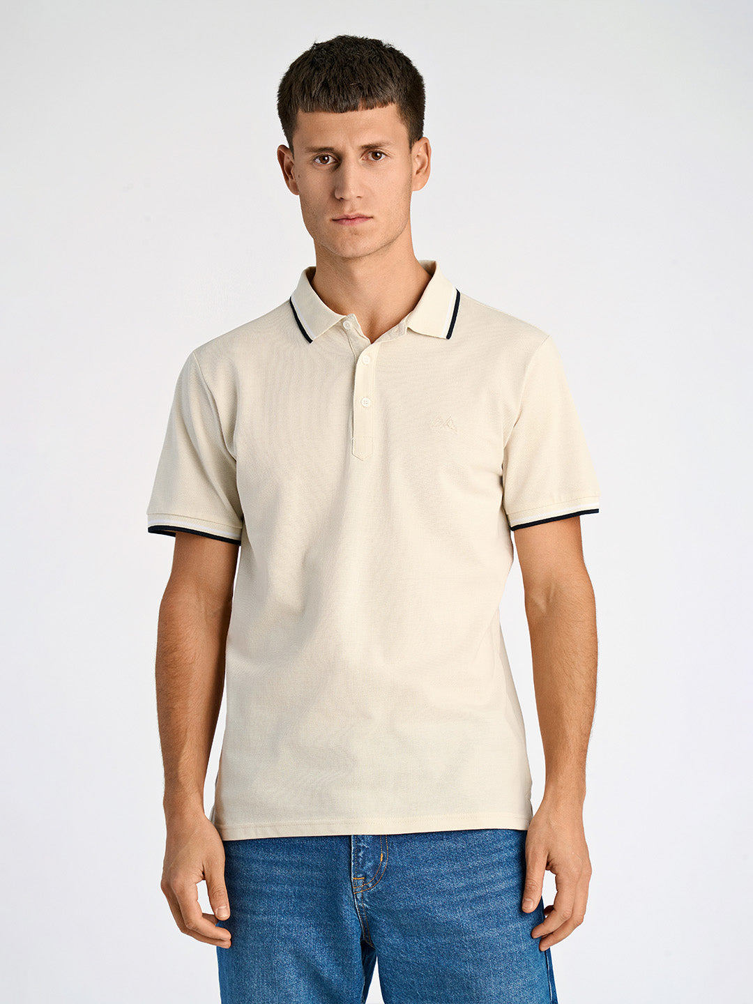 Lindbergh Men Cream Relaxed Fit Solid Polo Tshirt