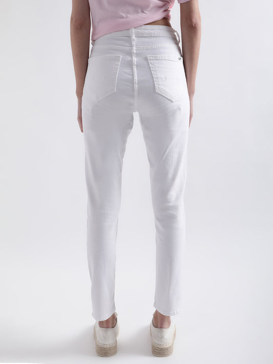 Elle Women White Solid Mom Fit Jeans