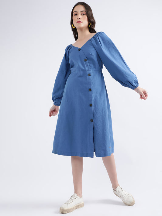 Elle Women Blue Solid V Neck Dress