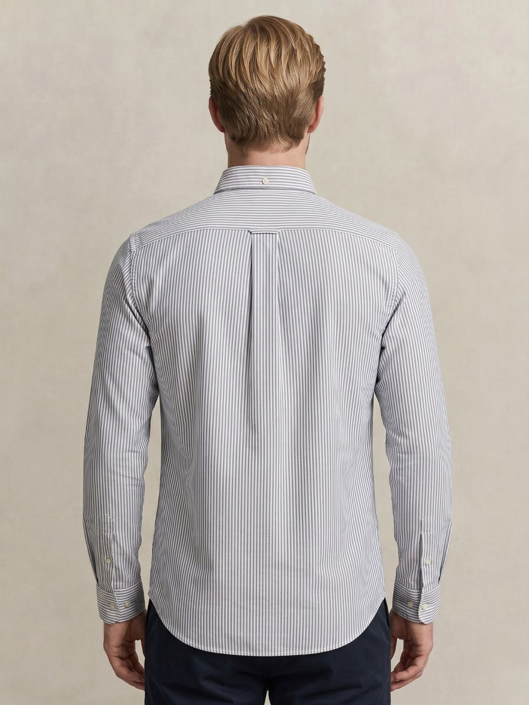 Gant Men Blue Striped Regular Fit Classic Oxford Shirt
